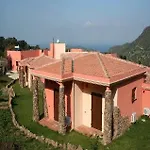 מלון La Fattoria 3*